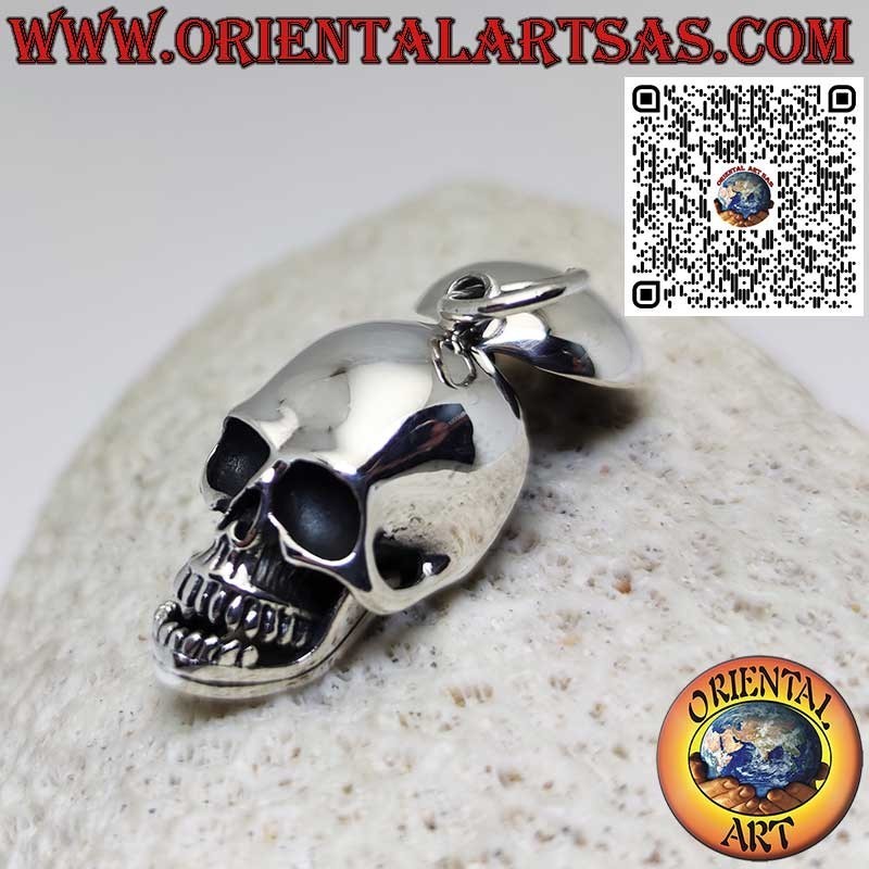 Silver pendant Skull with movable mandible and skull open