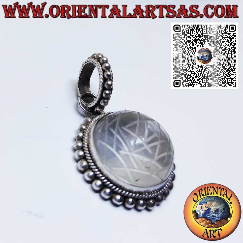 Pendentif en argent avec Sri Yantra gravé sur cristal de roche 20mm.Ø