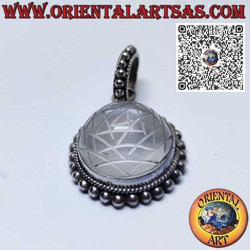 Ciondolo in argento con Sri Yantra inciso su cristallo di rocca 20mm.Ø