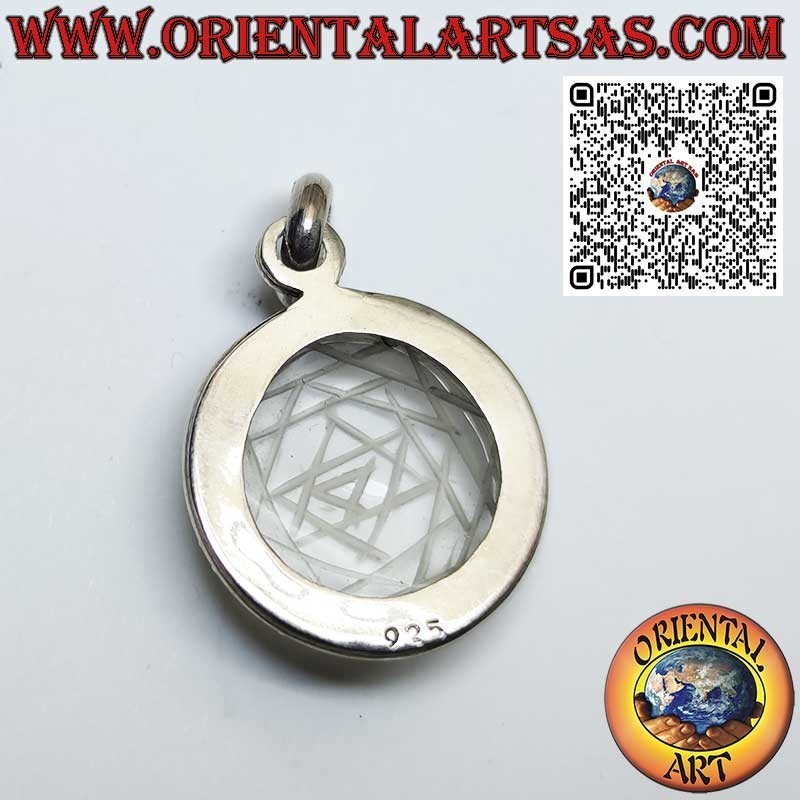Ciondolo in argento con Sri Yantra inciso su cristallo di rocca 18mm.Ø
