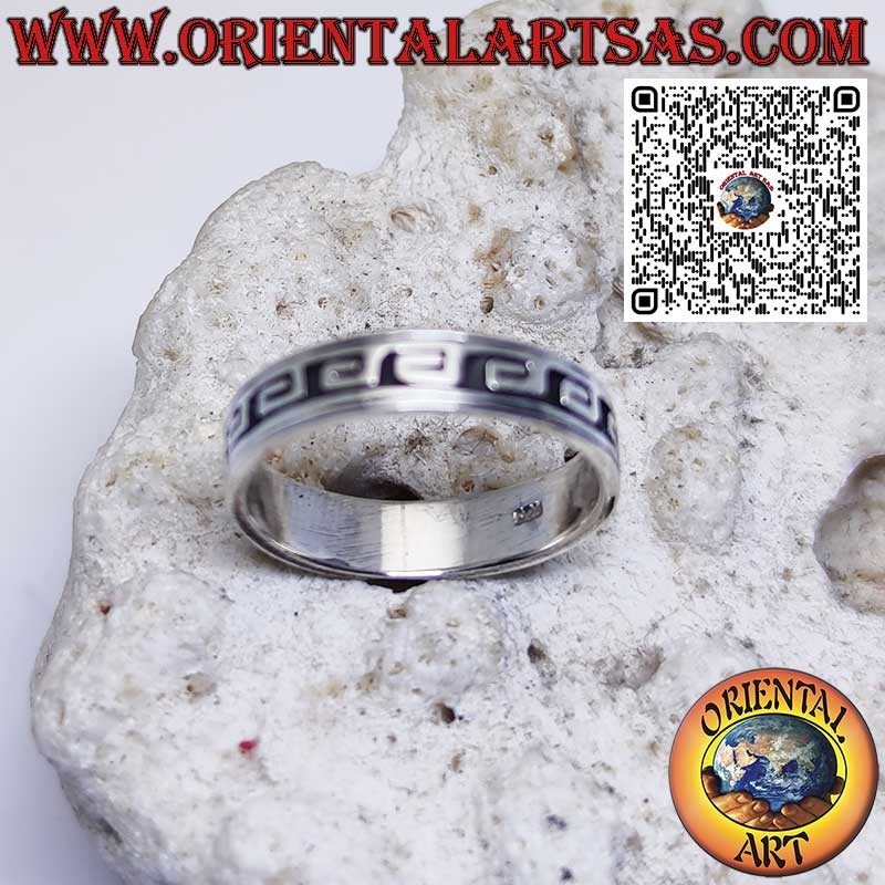 Silberner Bandring mit 5 mm flachem Relief und griechischem Motiv