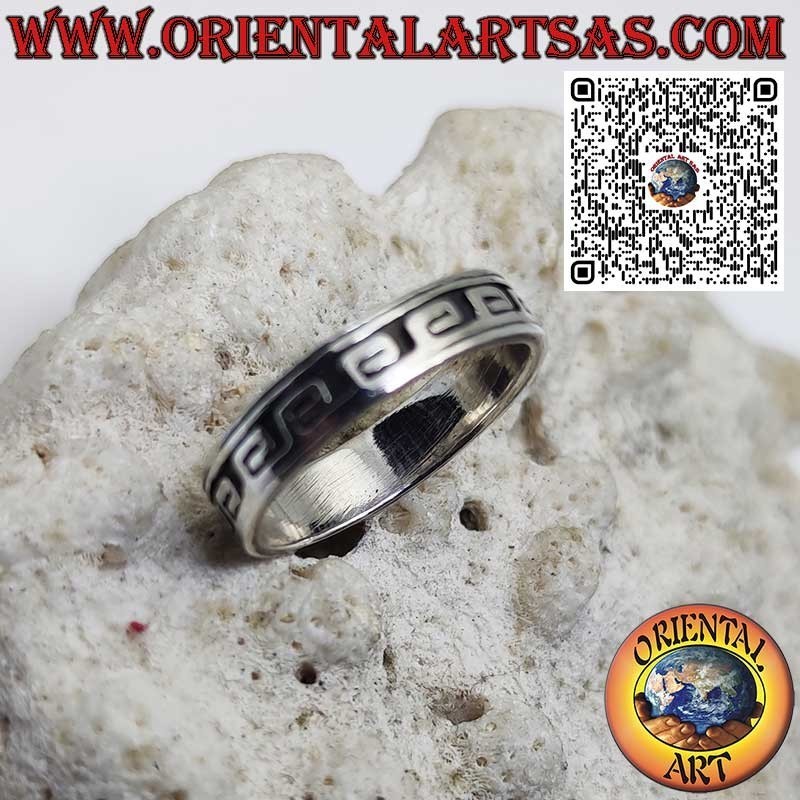 Silberner Bandring mit 5 mm flachem Relief und griechischem Motiv