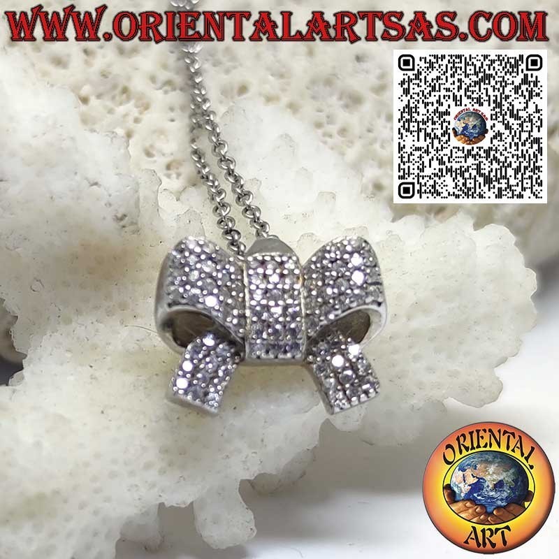 Pendentif en argent avec zircon ovale rose français avec crochet allongé