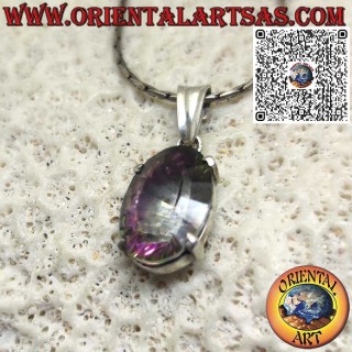 Colgante de plata con cuarzo aura ovalado engastado con cuatro puntas.