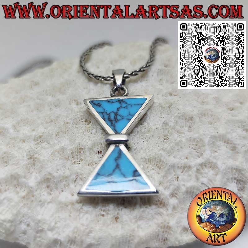 Pendentif en argent 925‰ avec deux turquoises triangulaires disposées symétriquement