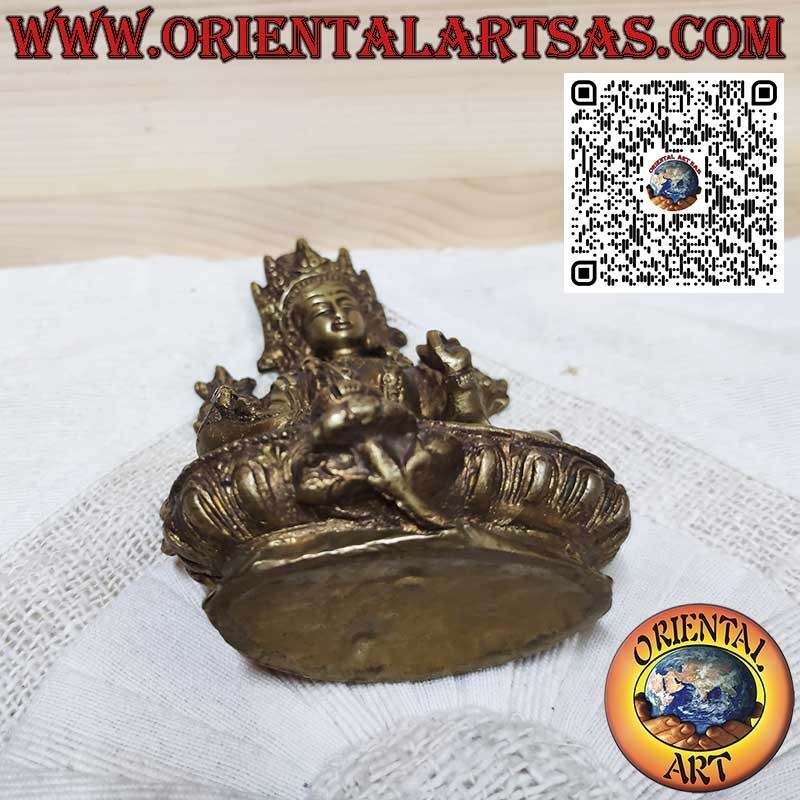 Tara en laiton fait main avec des détails finement sculptés