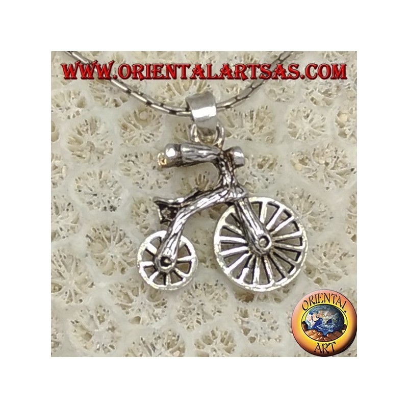 Silver pendant, Bicycle with mobile wheels