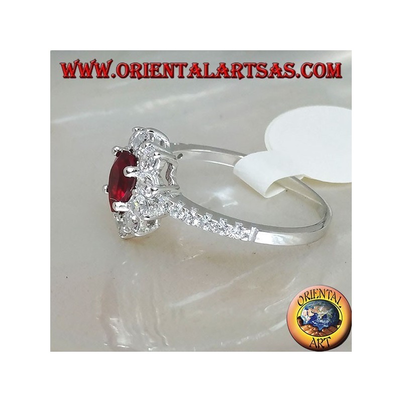 Bague en argent avec grenat goutte sertie de zircone cubique et rang sur les côtés