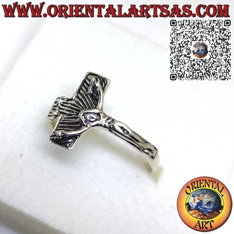 Bague en argent avec crucifix latéral – Élégance spirituelle au style moderne