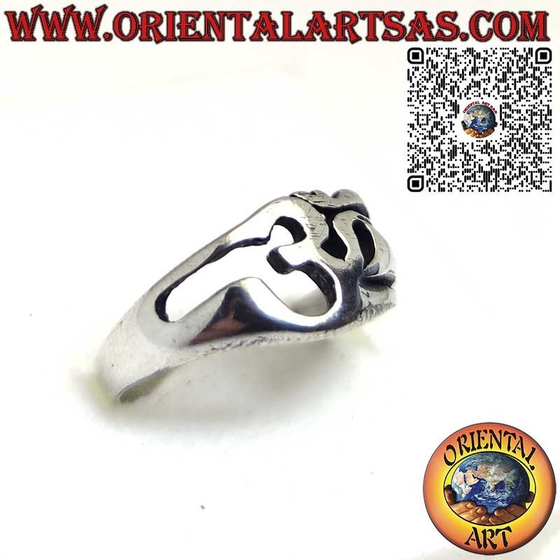 Bague en argent avec symbole sacré ॐ – Om, l’essence de l’énergie universelle