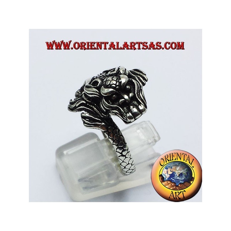 Anillo de plata del dragón de Nepal