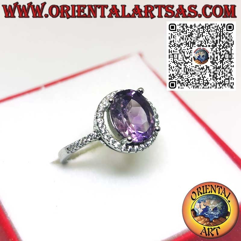Bague en argent avec améthyste naturelle suspendue à un cercle de zircons