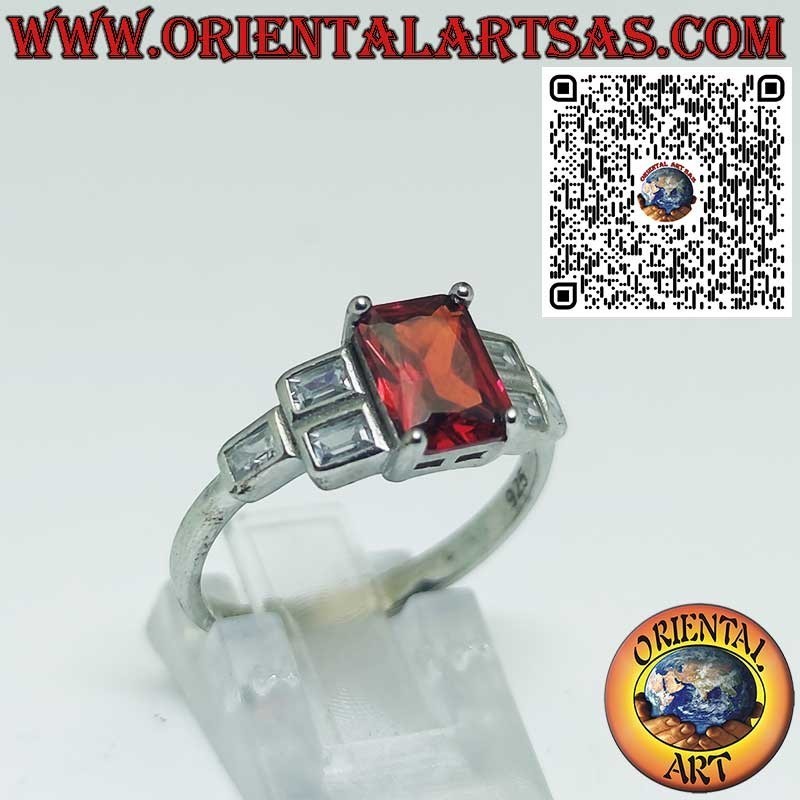 copy of Anillo de plata con granate natural suspendido sobre un círculo de circonitas