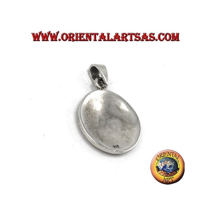 pendentif en argent, l'oeil d'Horus sculpté