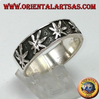 record Bague en argent, avec des bas-reliefs feuilles de marijuana