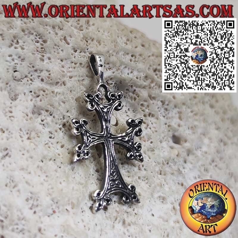 Silver Pendant with Armenian Cross – Symbol of Faith and Tradition