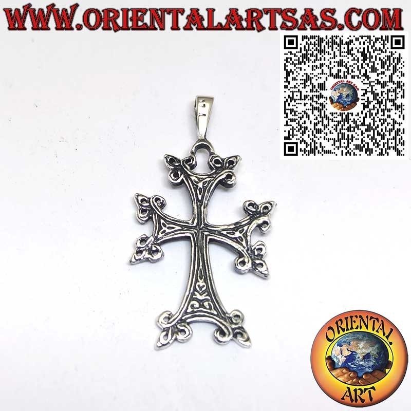 Silberanhänger mit Armenischem Kreuz – Symbol für Glauben und Tradition