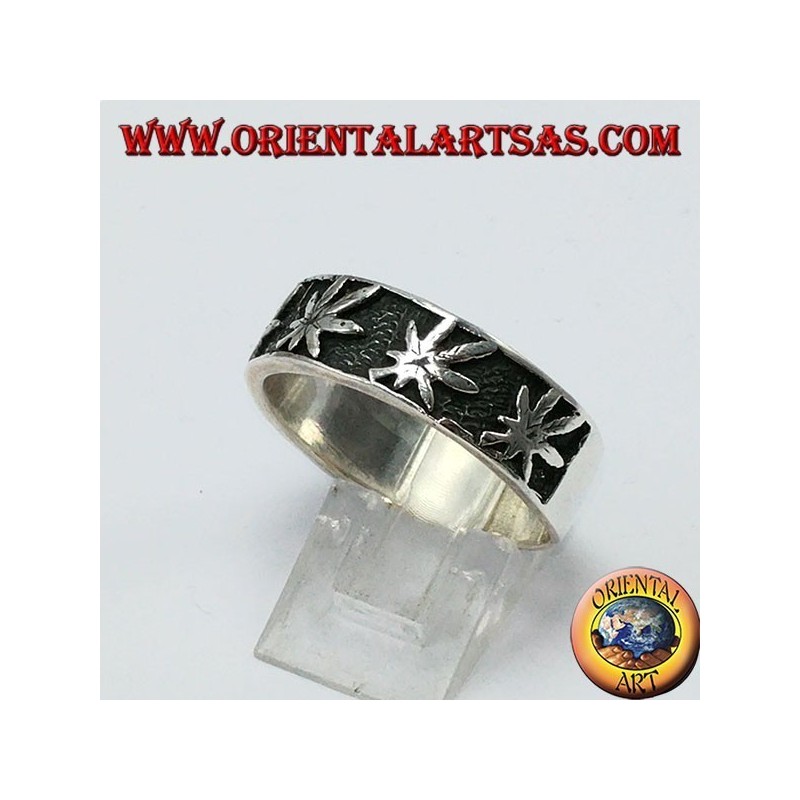 Silver glitter ring with bas-relief marijuana leaves