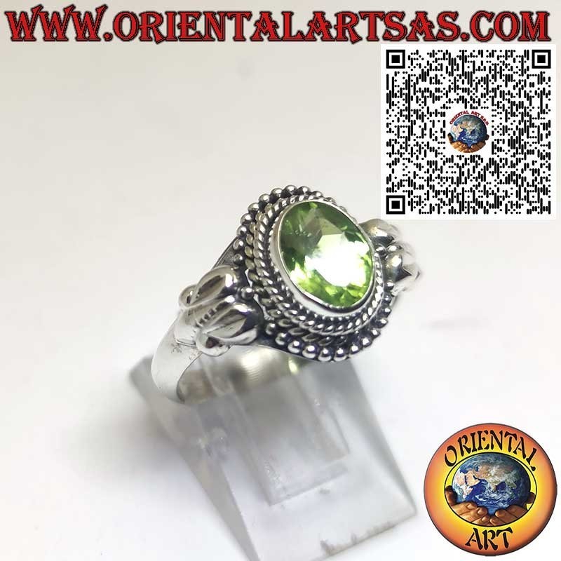 Silver Ring with Natural Peridot Surrounded by Beads – Elegance and Energy