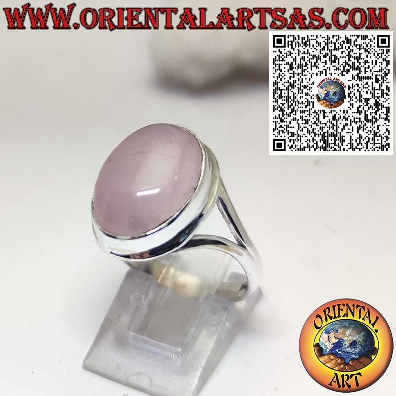 Anello in Argento 925 con Quarzo Rosa Naturale Ovale e Montatura Semplice
