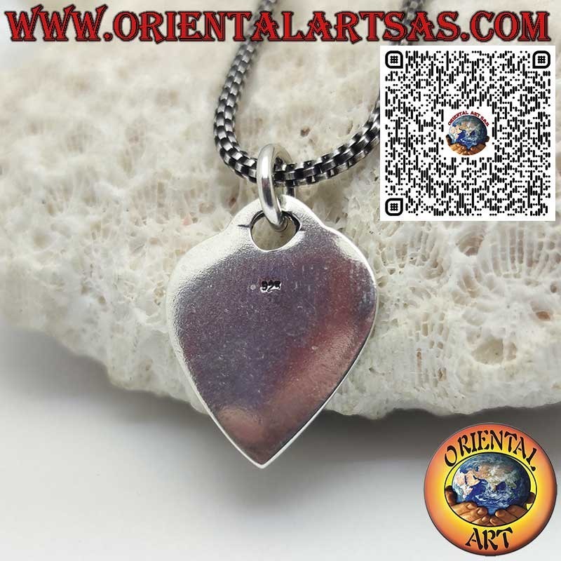 Colgante de Plata 925 en Forma de Corazón con Nudo Celta en Relieve – Símbolo de Eternidad