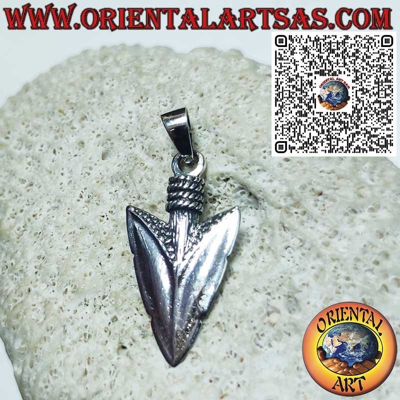 Grand pendentif en argent en forme de pointe de flèche - Symbole de force, de courage et de protection