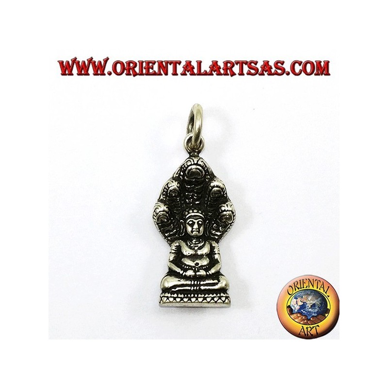 Bouddha pendentif en argent dans la position Dhyana Mudra protégée par le cobra
