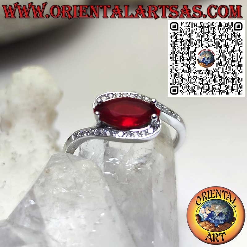 Anello in argento 925 con Granato navetta e Zirconi – Gioiello elegante fatto a mano