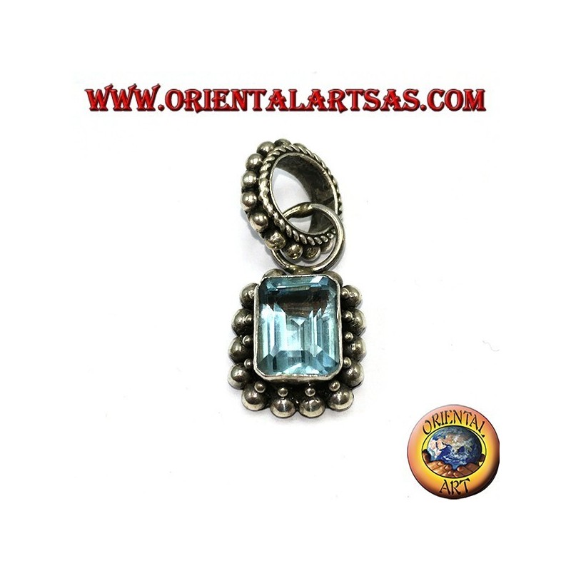 Ciondolo in argento con Topazio blu naturale rettangolare