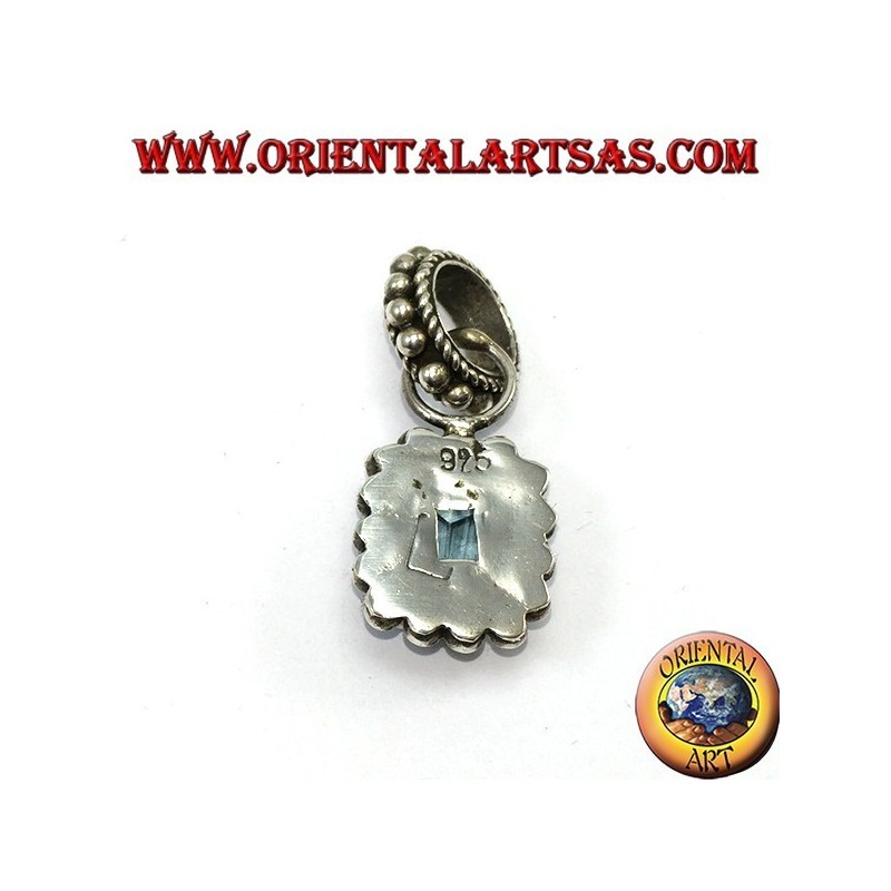 Silver pendant with rectangular natural blue topaz