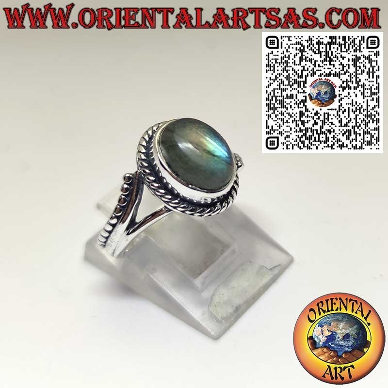 Sterling Silver 925 Ring with Natural Labradorite Cabochon, stone of protection and intuition.