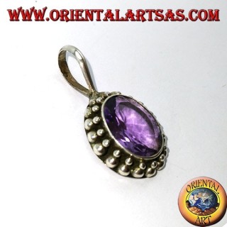 Colgante de plata, oval natural Amethyst con borde de bola