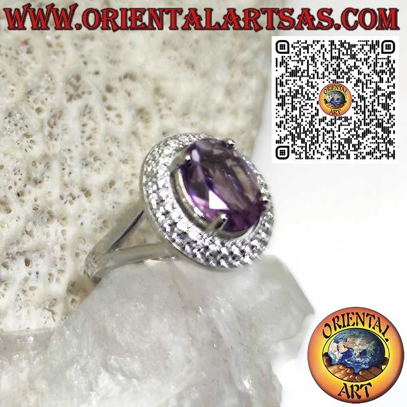 Anillo de plata 925‰ con amatista ovalada natural y doble fila de circonitas redondas