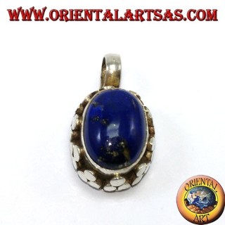 Silver pendant with oval natural lapis lace on high edge