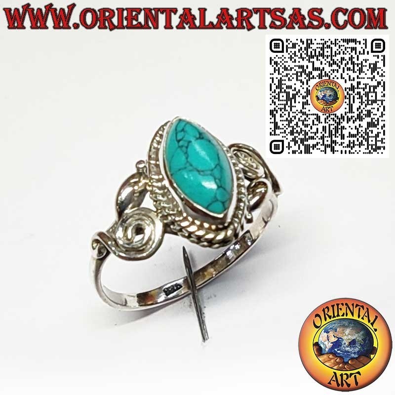 Anello in Argento 925 con turchese navetta e spirali asimmetriche, simbolo di protezione ed energia vitale
