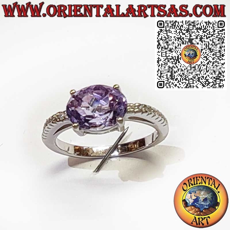 Anello in Argento 925 con Ametista Naturale Ovale – Montatura Trasversale e Zirconi Laterali