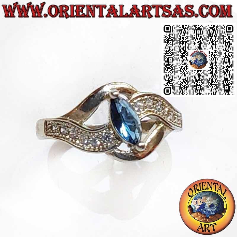 Anello in Argento 925 con Zaffiro a Navetta e Montatura Ondulata con Zirconi