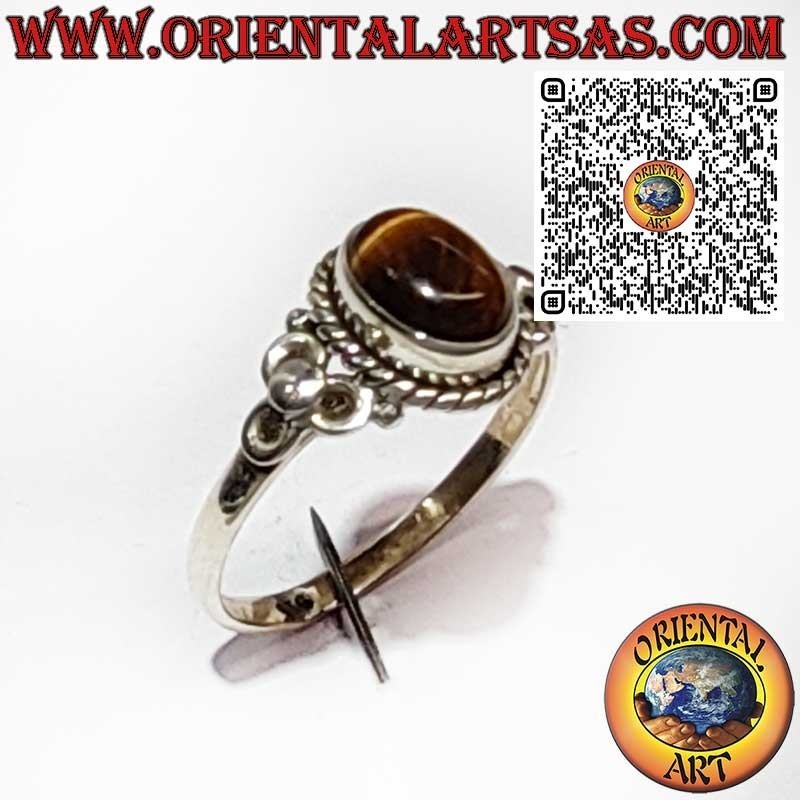 Anello in Argento 925 con Occhio di Tigre Ovale, Treccia e Decori Laterali a Tre Cerchi