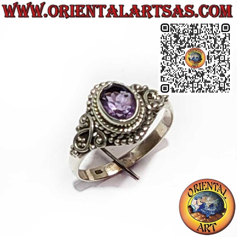 Anello in Argento con Ametista Naturale e Decorazioni Balinesi