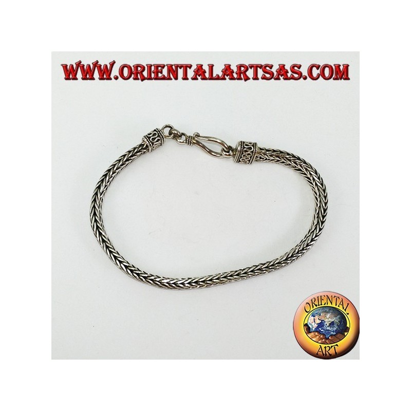 Bracciale Argento Intrecciato Ovale - Eleganza Unica | Oriental Art