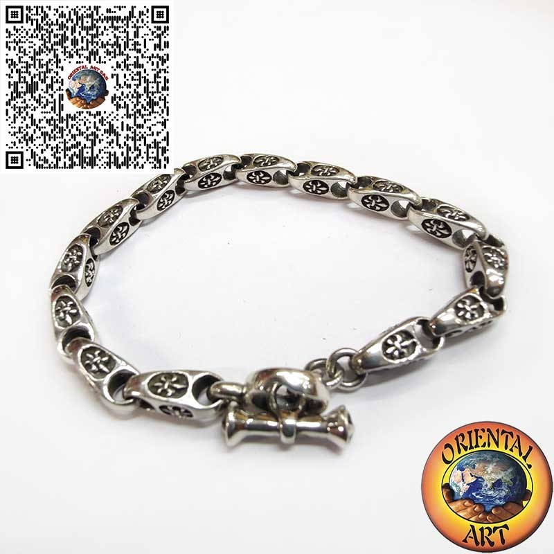 Bracciale in Argento 925 a Snodo Solido con Giglio in Alto Rilievo – Design Imponente e Artigianale