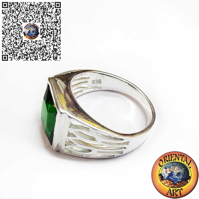 Men’s Sterling Silver 925 Ring with Rectangular Synthetic Emerald – Hand-Carved Sides