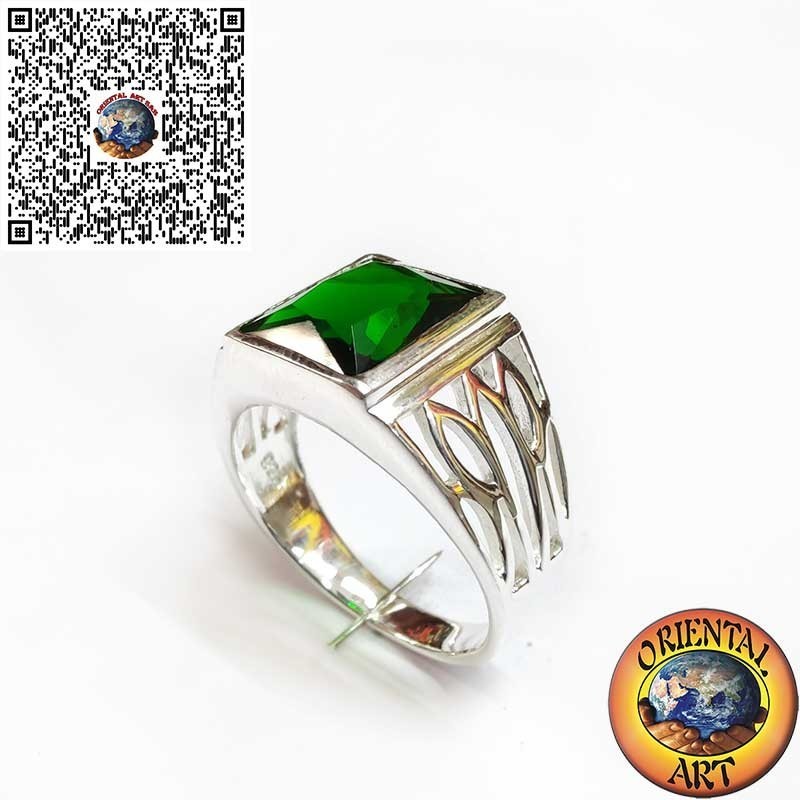 Men’s Sterling Silver 925 Ring with Rectangular Synthetic Emerald – Hand-Carved Sides