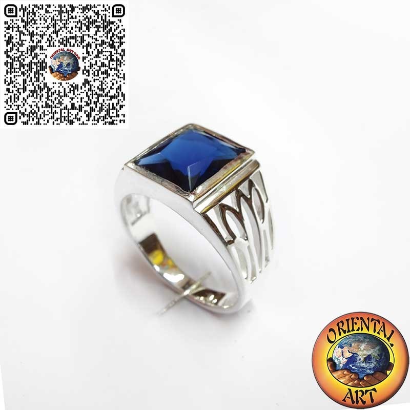 Bague Homme en Argent 925 avec Saphir Synthétique Rectangulaire – Côtés Sculptés à la Main