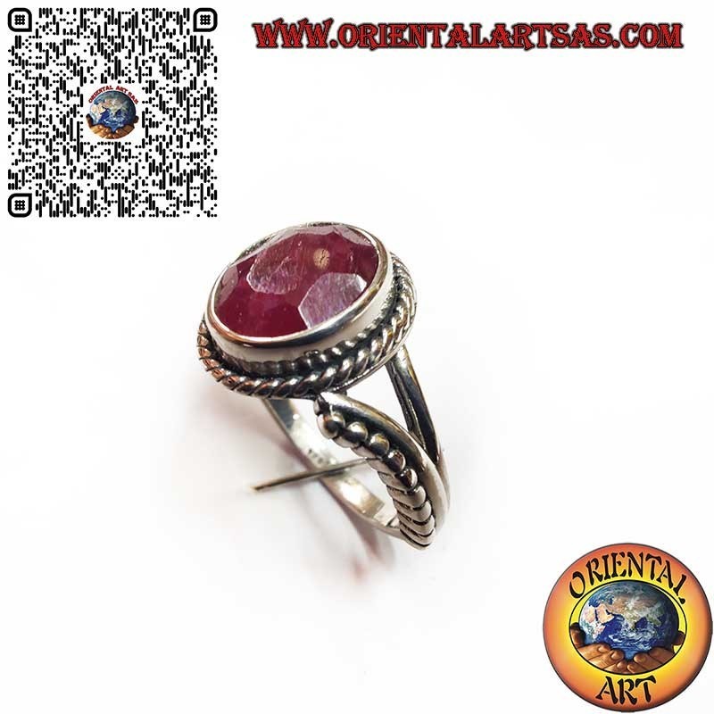 Anillo de plata 925 con Rubí Natural Ovalado, Esferas y Decoraciones