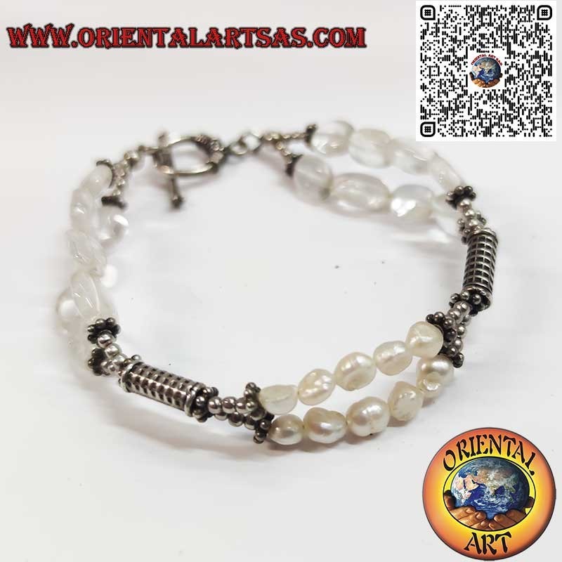Pulsera Artesanal de Plata con Perlas de Río y Cristal de Roca