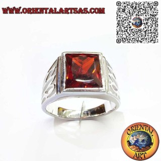 Anello da Uomo in Argento 925 con Granato – Design Artigianale ed Elegante