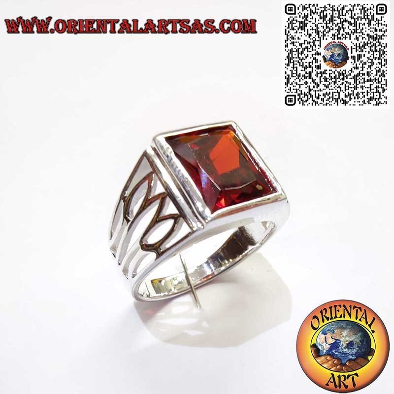 Anello da Uomo in Argento 925 con Granato – Design Artigianale ed Elegante