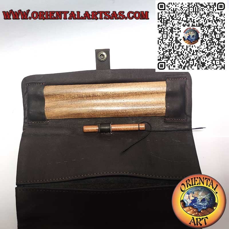 Portatabacco Pelle Scamosciata con Base in Legno - Kit Rollaggio Completo