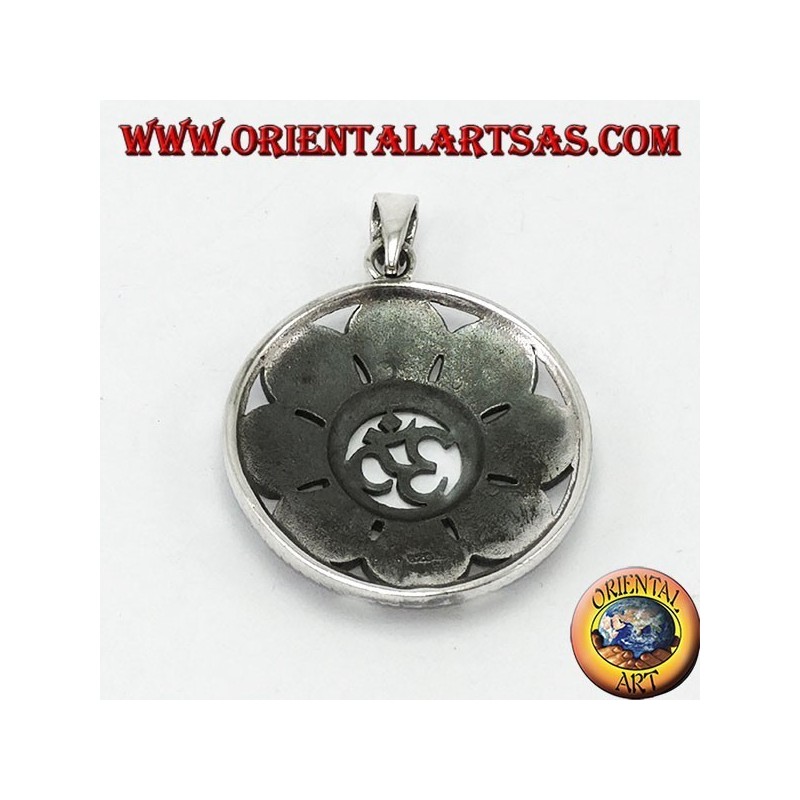 Pendentif en argent, Om avec huit bons symboles épais (grands)